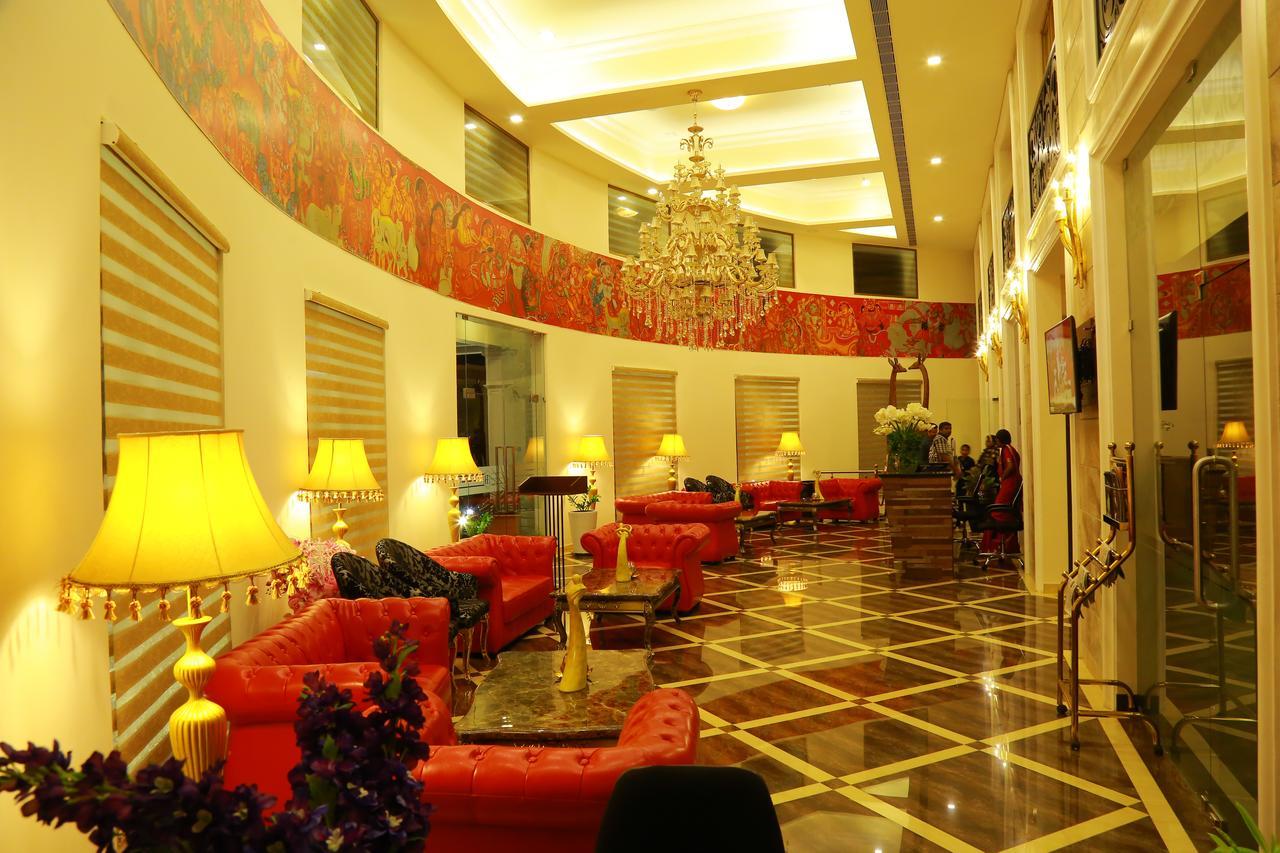Hotel Bonanza Alappuzha Exterior photo